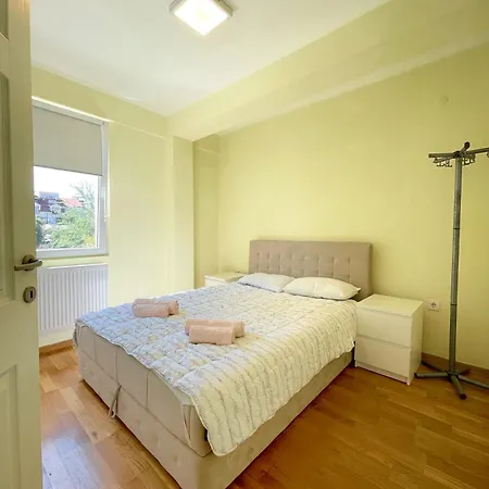 Apartment Irena 3 *