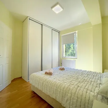 Apartamento Irena 3 *